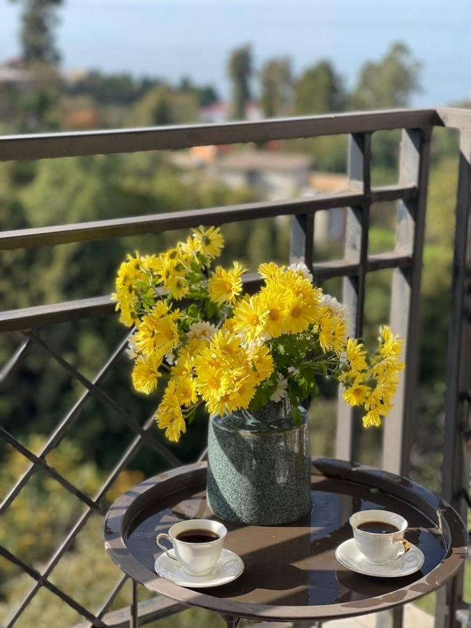 Green Yard Hotel باتومي المظهر الخارجي الصورة